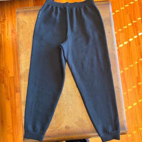 Nike Dri-FIT 24.7 Impossibly Soft joggers - Picture 10 of 11